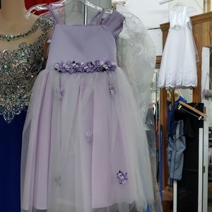 Off the shoulder tulle skirt lilac with white new